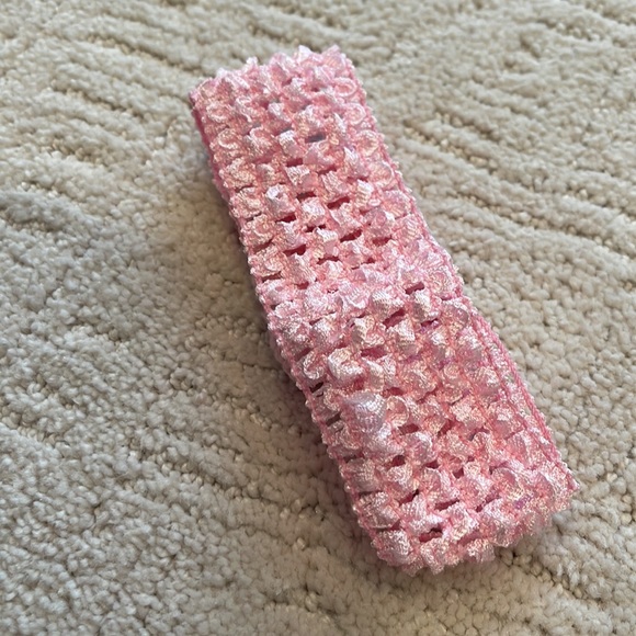 Baby / little girl pink headband - Picture 5 of 8
